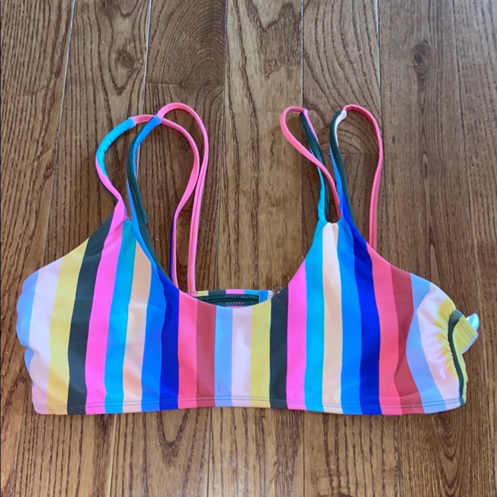 NEW swimsuit top